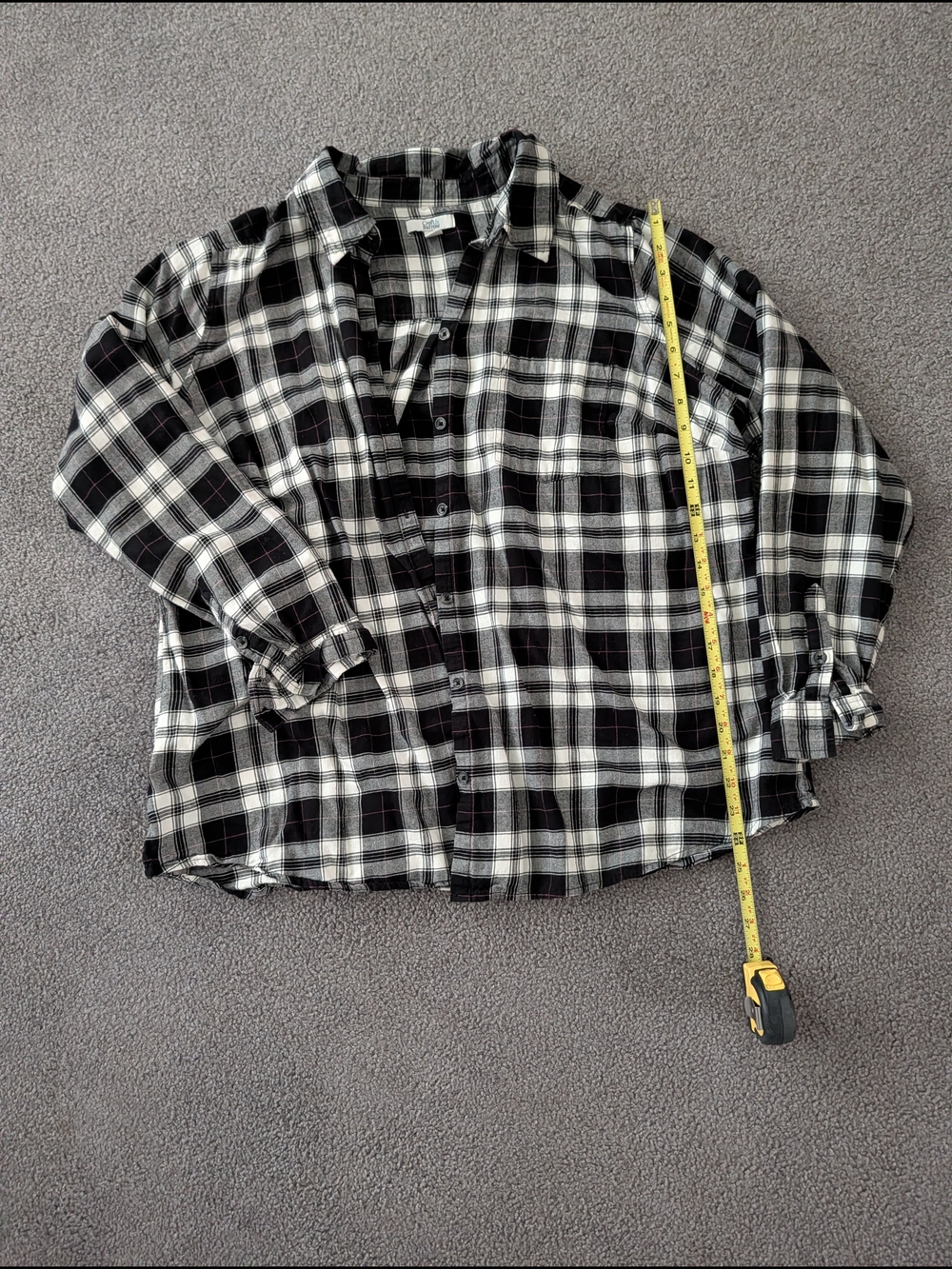 croft & barrow Black and White Plaid Top with Subtle Pink Accents